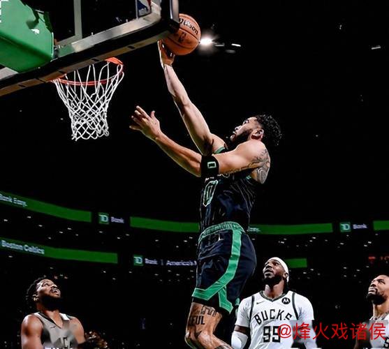 塔图姆31+12力压字母哥43+13 凯尔特人逆转击败雄鹿 塔图姆31+12力压字母哥43+13 凯尔特人逆转击败雄鹿