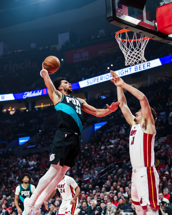 乐鱼体育 夏普27分7篮板开拓者击败热火4连胜，阿夫迪亚20分7篮板